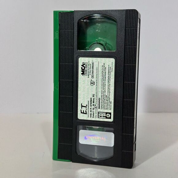 E.T. The Extra-Terrestrial VHS Tape - Picture 9 of 15
